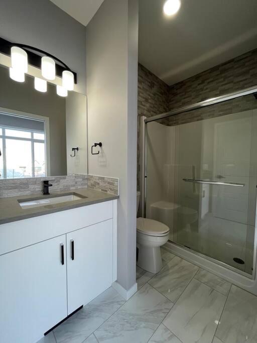 Brand New, Beautiful In Holiday home